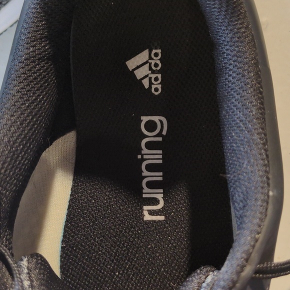 Adidas running shoes - Picture 4 of 6